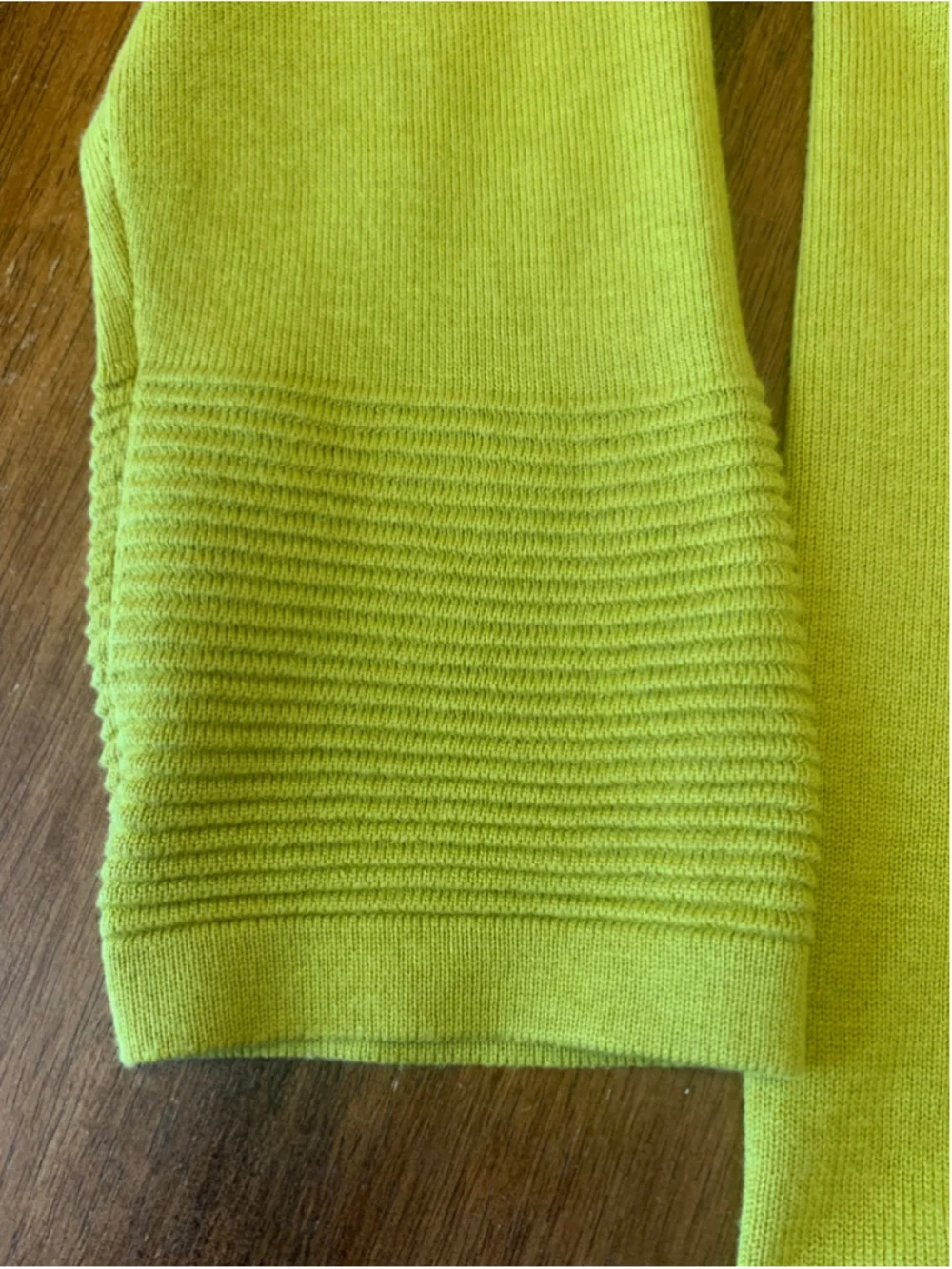 Jones New York Cardigan Sweater XL Yellow / Green
